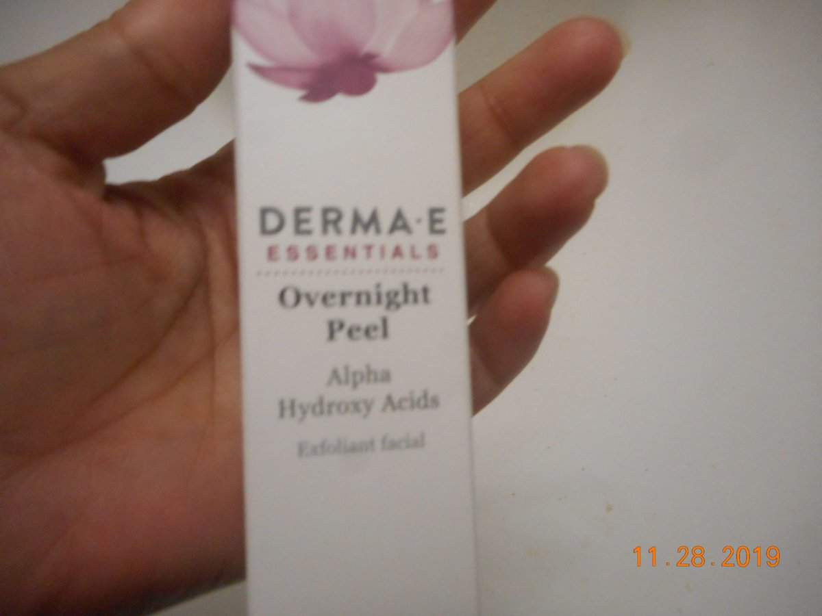 Derma-E overnight peel box in hand