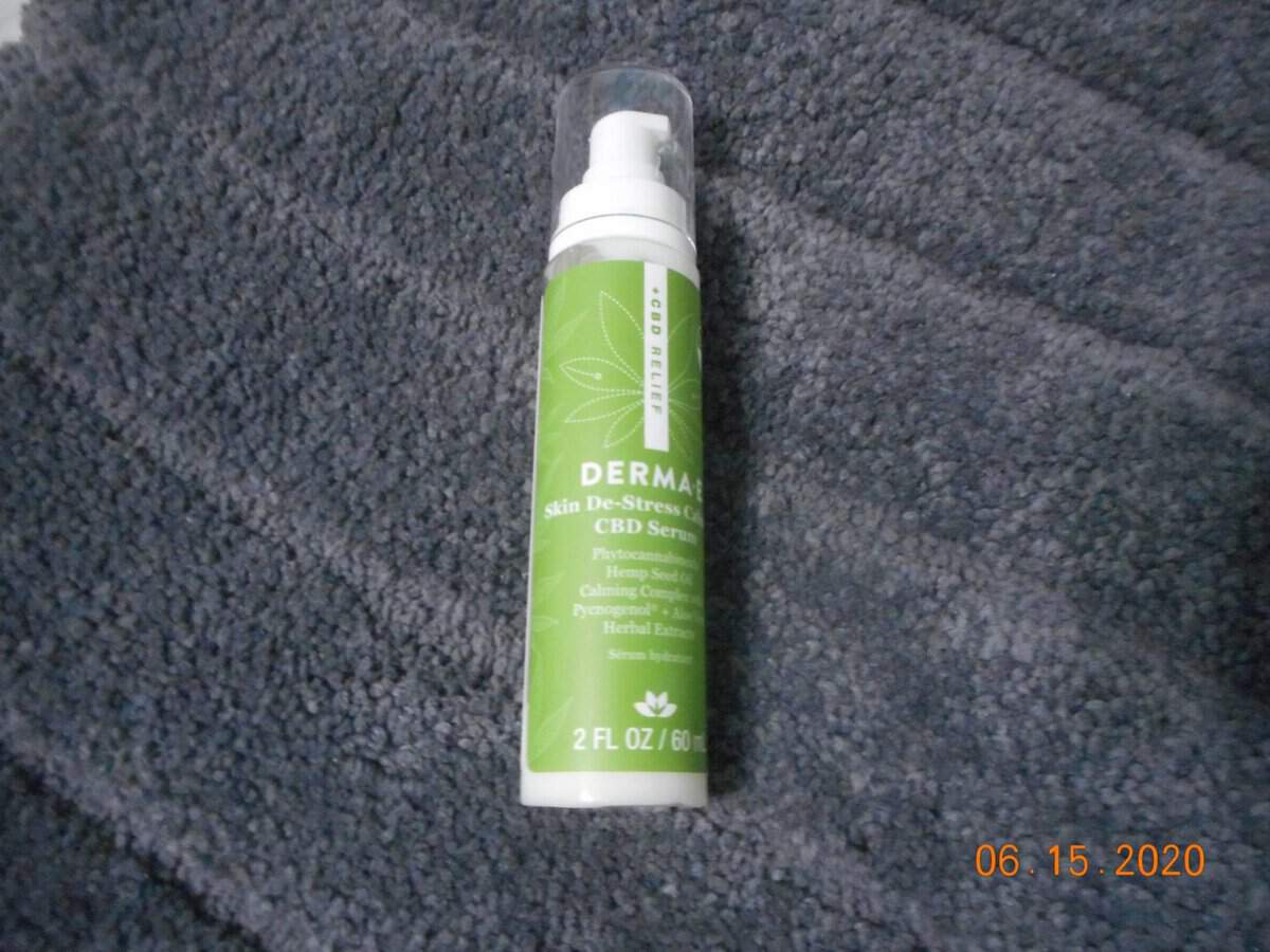 Derma-E Skin De-stress calming CBD Serum bottle