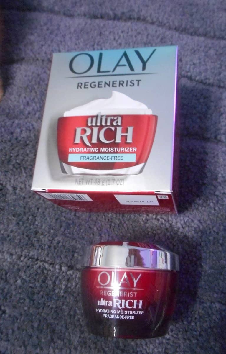 OlayREGENERIST ULTRA RICH MOISTURIZER FRAGRANCE FREE. Box on top jar on the bottom.