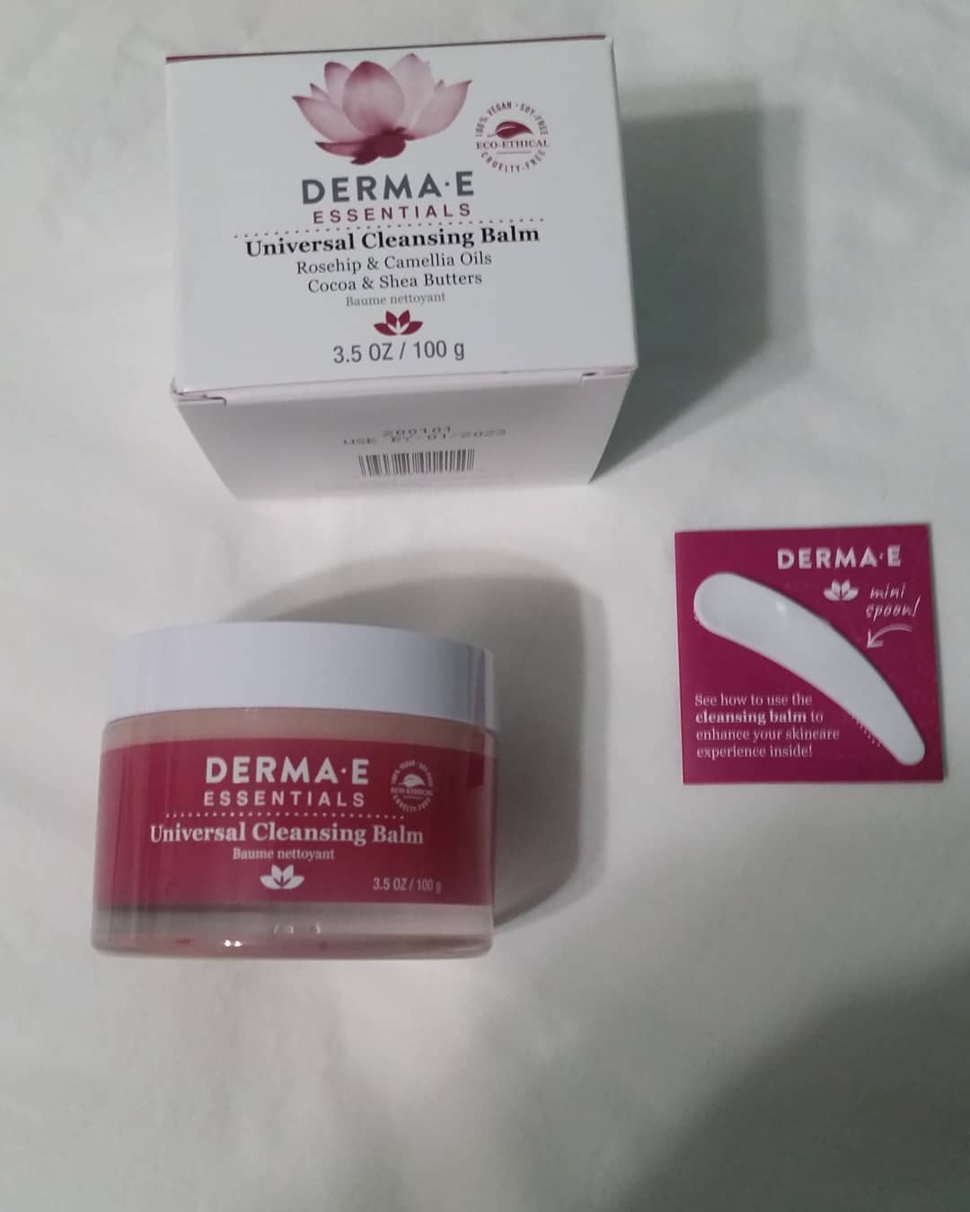 dermae universal cleansing balm jar with box and spatula.