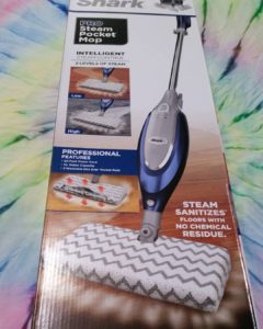 Shark® Pro Steam Pocket® mop SE460 box.