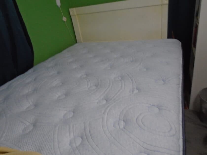 Serta perfect sleeper mattress Bleu Moment