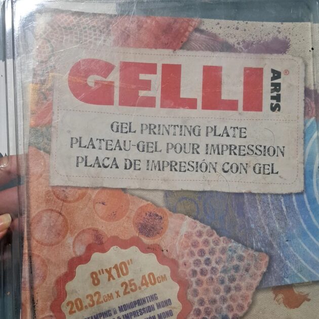 Gelli arts claimshell package.